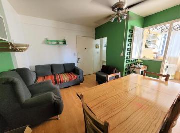 Departamento · 52m² · 3 Ambientes · Av Belgrano 2400 | Balvanera | Departamento 3 Amb. Excelente Estado! | Venta