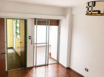 Departamento · 45m² · 4 Ambientes · 1 Cochera · Venta Urquiza 1125 Departamento un Dormitorio con Cochera y Patio Interno