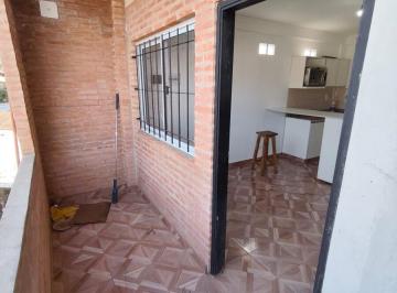 Departamento · 40m² · 2 Ambientes · Alquiler en Castelar Sur Barrio Santa Rosa