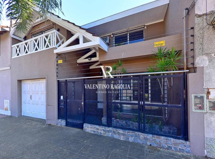 Casa · 250m² · 5 Ambientes