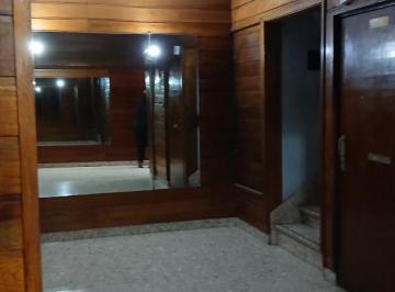 Departamento · 58m² · 3 Ambientes · Se Vende Departamento, 3 Ambientes, C/balcon, Flores Norte