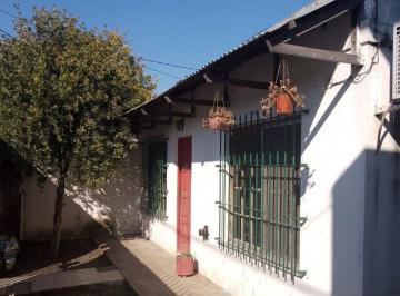 Casa · 53m² · 2 Ambientes · 2 Cocheras · Venta Casa 2 Amb Quilmes
