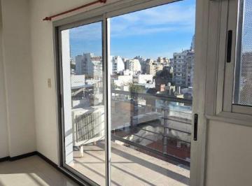 Departamento de 1 ambiente, Barracas · Impecable Monoambiente | Ubicación Estratégica Sobre Av Regimiento de Patricios