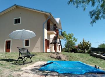 Casa · Casa en Venta | Gran Potencial en Planta Alta
