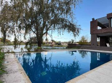 Casa · 265m² · 5 Ambientes · 3 Cocheras · Venta Casa a La Laguna en El Cazal | Escobar