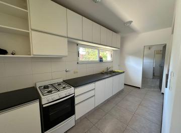 Casa · 130m² · 6 Ambientes · 2 Cocheras · En Venta - Casa de 3 Dorm. Barrio Privado Campos de Esther - Pueblo Esther
