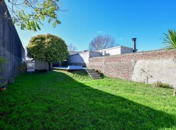 Casa · 138m² · 4 Ambientes · 2 Cocheras · Casa en Venta La Plata