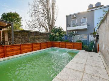 Casa · 110m² · 3 Ambientes · 1 Cochera · Casa en Venta La Plata