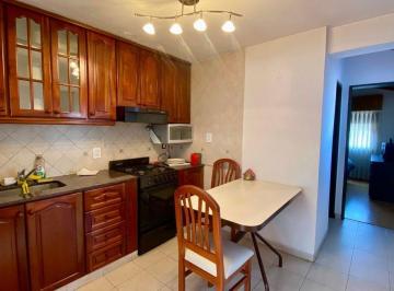 PH · 50m² · 3 Ambientes · 1 Cochera · PH 3 Ambientes en Venta, Morón, con Patio y Garaje