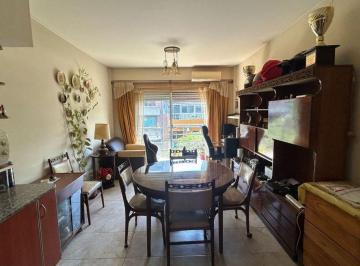 Departamento · 40m² · 2 Ambientes · Venta Depto 2 Ambientes con Balcon - Monte Castro