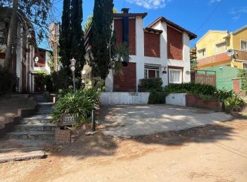 Casa · 71m² · 3 Ambientes · Venta de Duplex en Pinamar con Gas Natural y Patio
