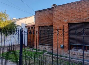 Casa · 150m² · 3 Ambientes · Venta Casa 3 Amb. Mas Otra Casa a Terminar Moreno