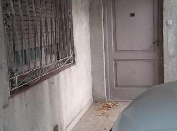 PH · 109m² · 3 Ambientes · 1 Cochera · Venta PH Al Frente Tipo Casa Castelar Sur Ing Indp