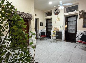 PH · 50m² · 3 Ambientes · PH en Venta - 3 Ambtes. - 70 m² - Apto Crédito - Lanús