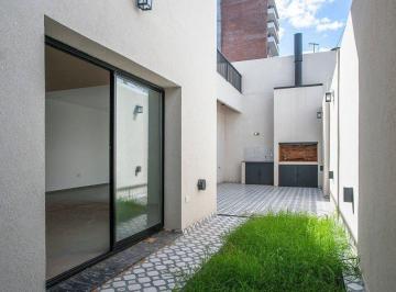 Casa · 142m² · 3 Ambientes · 1 Cochera · Venta - Casa 2 Dorm. Mas Comodín - Patio - Cochera