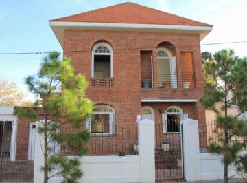 Casa · 286m² · 8 Ambientes · 2 Cocheras · Alquiler Casa Carrasco Centrico Oficina Comercio