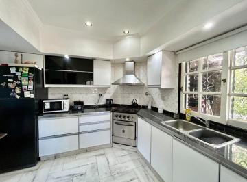 Casa · 180m² · 5 Ambientes · 2 Cocheras · Excelente Casa 5 Amb Ramos Mejia - Venta - Permuta