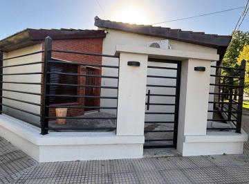 Casa · 152m² · 3 Ambientes · 1 Cochera · Casa en Venta en Bragado