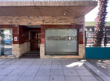 Local comercial · 32m² · Local en Pb con Patio/oficina/estudio V. Ballester