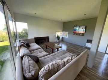 Casa · 152m² · 5 Ambientes · 2 Cocheras · Venta Casa 5 Ambientes Ban Sebastian Oportunidad