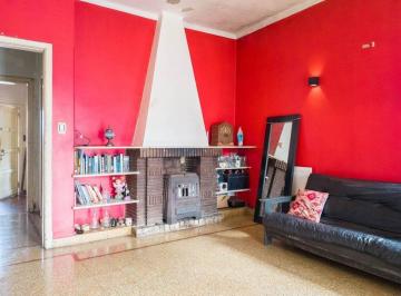 Casa · 125m² · 3 Ambientes · 2 Cocheras · Venta Casa 3 Amb C/ Pileta, Cochera en Berazategui