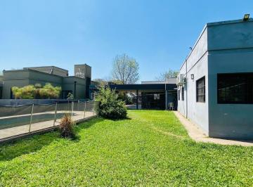 Casa · 168m² · 6 Ambientes · 2 Cocheras · Venta Casa en 3 Dorm C/pileta - Zona Yungas