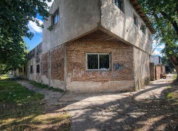 Casa · 256m² · 2 Ambientes · Venta 11 Uf en Block Ideal Inversor - W. Morris