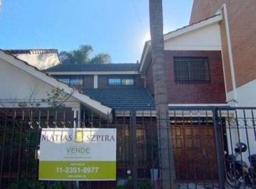 Casa · 141m² · 5 Ambientes · Casa en Venta en Villa Sarmiento