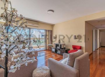 Departamento · 105m² · 4 Ambientes · Venta 4 Amb. + Dependencia, Baulera, Cochera. 2 Baños y 1 Toilette