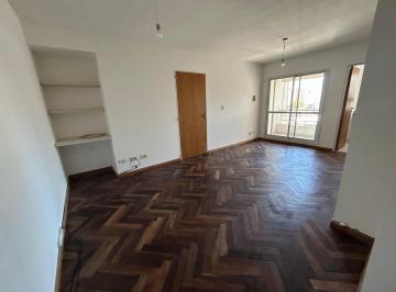 Departamento · 45m² · 2 Ambientes · 1 Cochera · Departamento en Abasto de un Dormitorio con Cochera