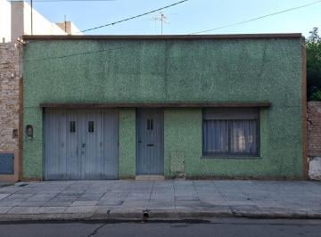 Casa · 100m² · 4 Ambientes · Venta de Casa 4 Ambientes en Ramos Mejia