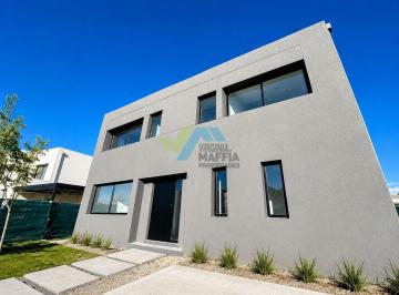 Casa · 327m² · 6 Ambientes · 1 Cochera · Casa Contemporánea Premium en Riberas Puertos del Lago