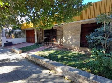 Casa de 4 ambientes, Córdoba · Alquilo - Casa 3 Dorm. - Av Madrid 2189 - Crisol Sur