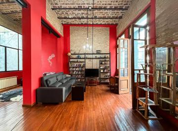 PH · 151m² · 4 Ambientes · PH en Venta Mendoza 800