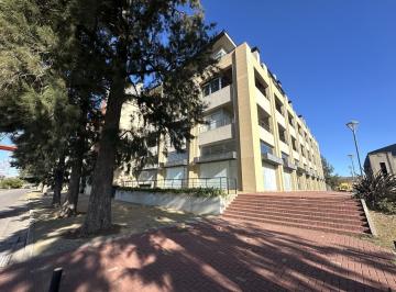 Local comercial · 240m² · 2 Ambientes · Gran Local Comercial en Venta Frente Al Río. Lofts Al Río - Zárate Chico