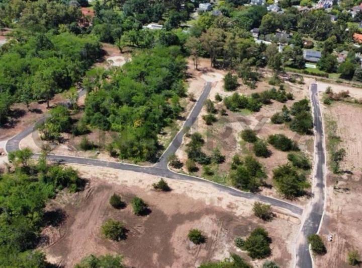 Terreno · 620m²