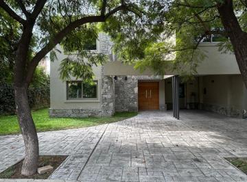 Casa de 6 ambientes, San Francisco del Monte · Barrio Club de Campo Mendoza