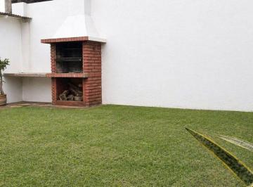 Departamento · 85m² · 3 Ambientes · Depto 3 Amb. con Jardin, Galeria y Parrilla.