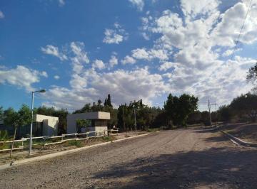 Terreno · 300m² · Venta de Lote en Barrio Ampros VIII