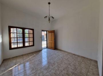 Casa de 4 ambientes, Córdoba · Oportunidad - Venta Casa 3 Dorm. - 2 Baños - Patio