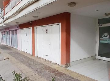 Departamento · 55m² · 4 Ambientes · Alquiler Departamento 2 Dorm. - Balcón - Rivadavia 864 - Neuquén Capital