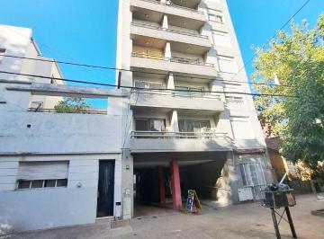 Departamento de 2 ambientes, La Plata · 2 y 60 Departamento con Balcón Al Frente