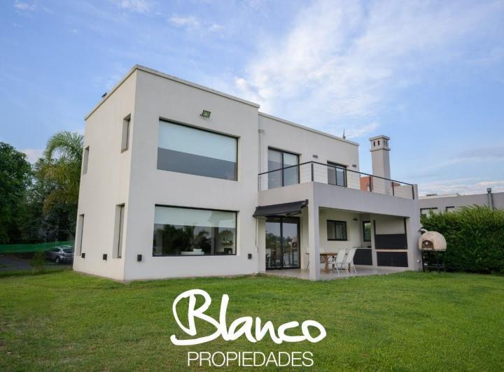 Casa en alquiler en San Agustin · 4 ambientes