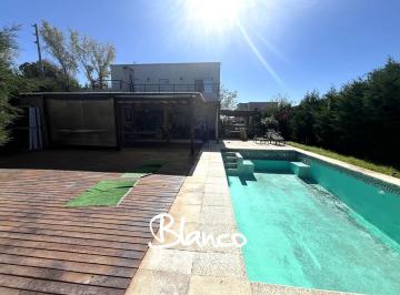 Casa · 150m² · 5 Ambientes · 1 Cochera · Casa en Venta en Pilar del Este, Barrio San Ramón, Pilar, G. B. a. Zona Norte