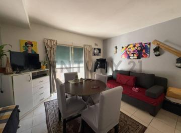 PH · 21m² · 1 Ambiente · Venta de Monoambiente a Cuadras de Tribunales de Morón