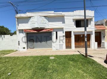 Casa · 150m² · 3 Ambientes · Casa con Local