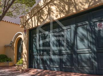 Casa · 400m² · 5 Ambientes · 2 Cocheras · Casa en Venta Calle Pueyrredón