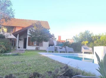 Casa · 182m² · 7 Ambientes · 1 Cochera · Fantasio Casa con Departamento