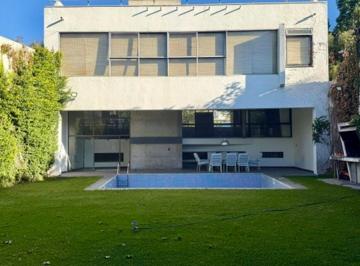 Casa de 14 ambientes, Godoy Cruz · Casa a La Venta en Calle Arizu 339 del Barrio Bombal