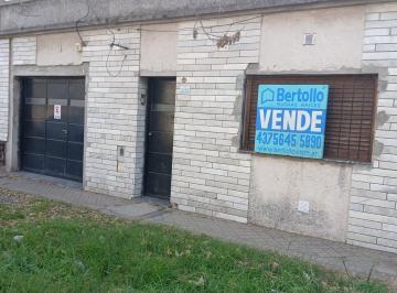 Casa · 124m² · 3 Ambientes · 1 Cochera · Venta - España 3480 - Casa - 2 Dorm. - España y Hospitales - Rosario
